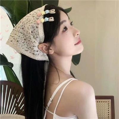 铁路的白蔷薇